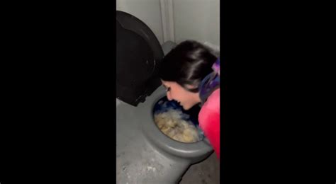 pissvidz|piss videos